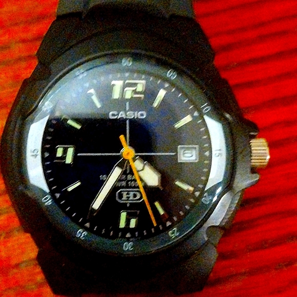 $20 - Picture 3 of 3